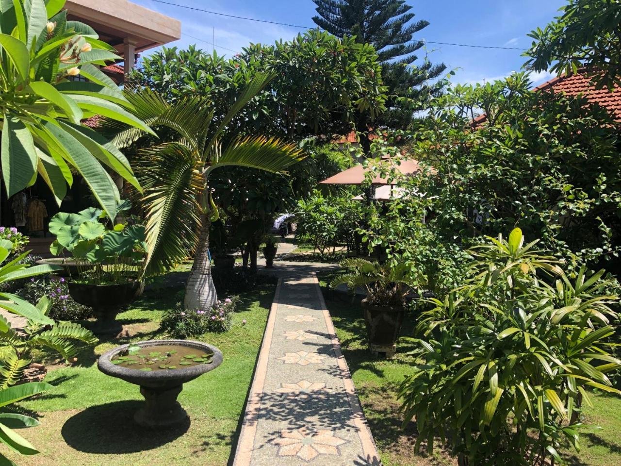 D'Kubu Legian Hotel Kültér fotó